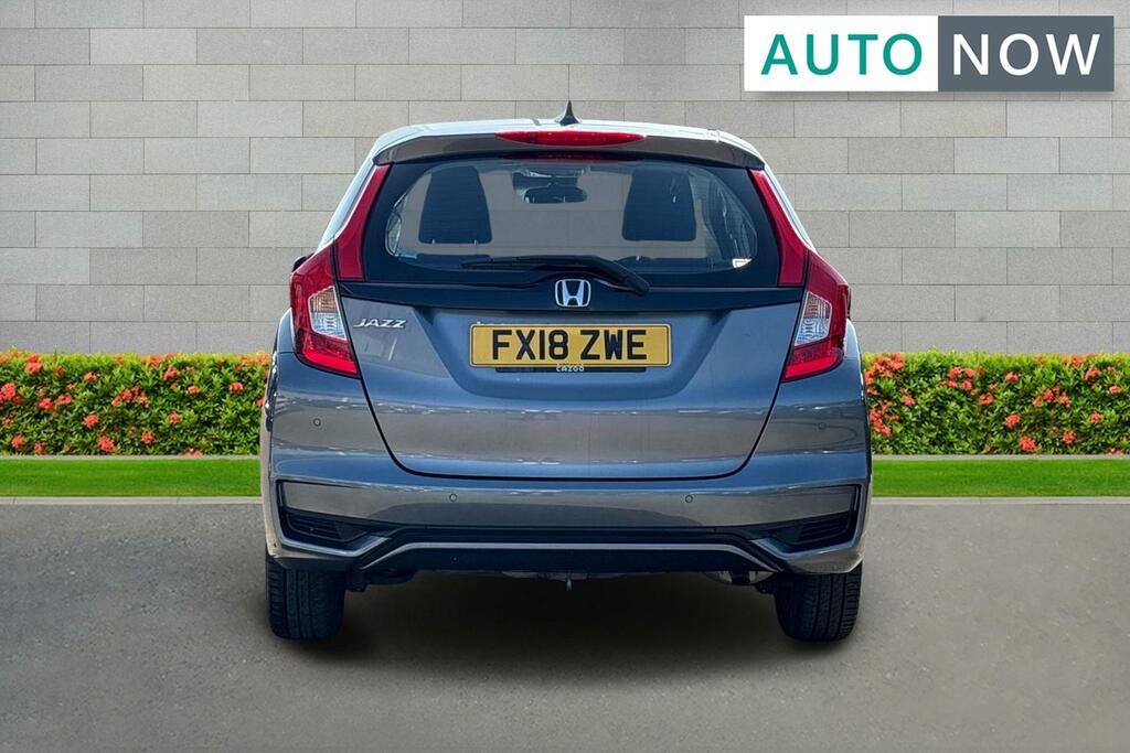 Honda Jazz Honda Jazz 1.3 I-vtec Se Navi Hatchback FX18ZWE Grey #3
