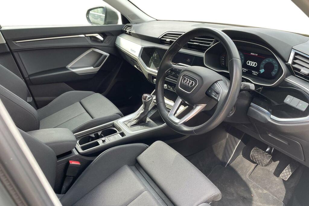Audi Q3 Audi Q3 Sportback Sport 35 Tfsi 150 Ps S Tronic DC23RVE Grey #6