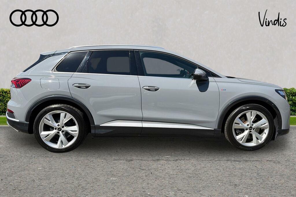 Audi Q4 E Tron S Line WP72OAX Grey #4