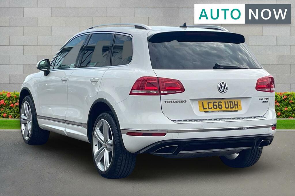 Volkswagen Touareg Volkswagen Touareg 3.0 Tdi V6 Bluemotion Tech R-li LC66UDH White #3
