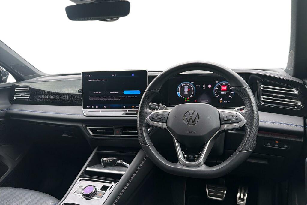Volkswagen Tiguan Volkswagen Tiguan Estate 1.5 Etsi 150 R-line D KR24WXU Black #6