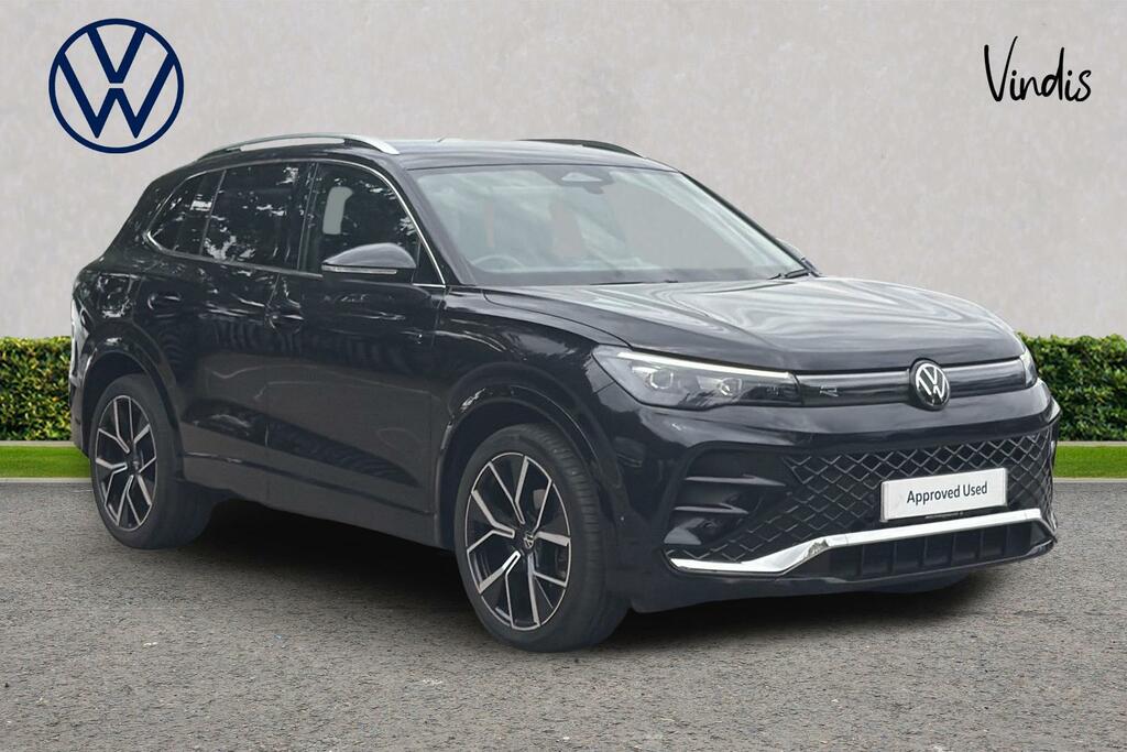 Volkswagen Tiguan Volkswagen Tiguan Estate 1.5 Etsi 150 R-line D KR24WXU Black