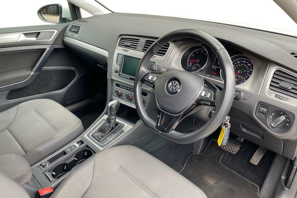 Volkswagen Golf Volkswagen Golf 1.4 Tsi Bluemotion Tech Match Edit AJ65PZD White #6