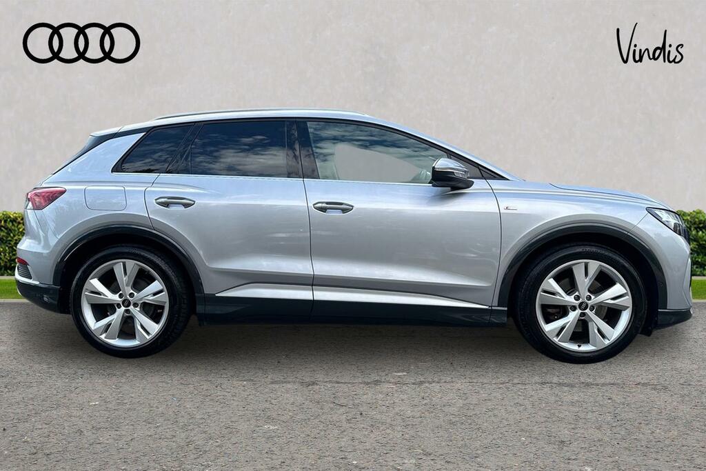 Audi Q4 E Tron Audi Q4 E-tron Q4 S Line 35 E-tron 125,00 Kw RE72PCV Silver #4