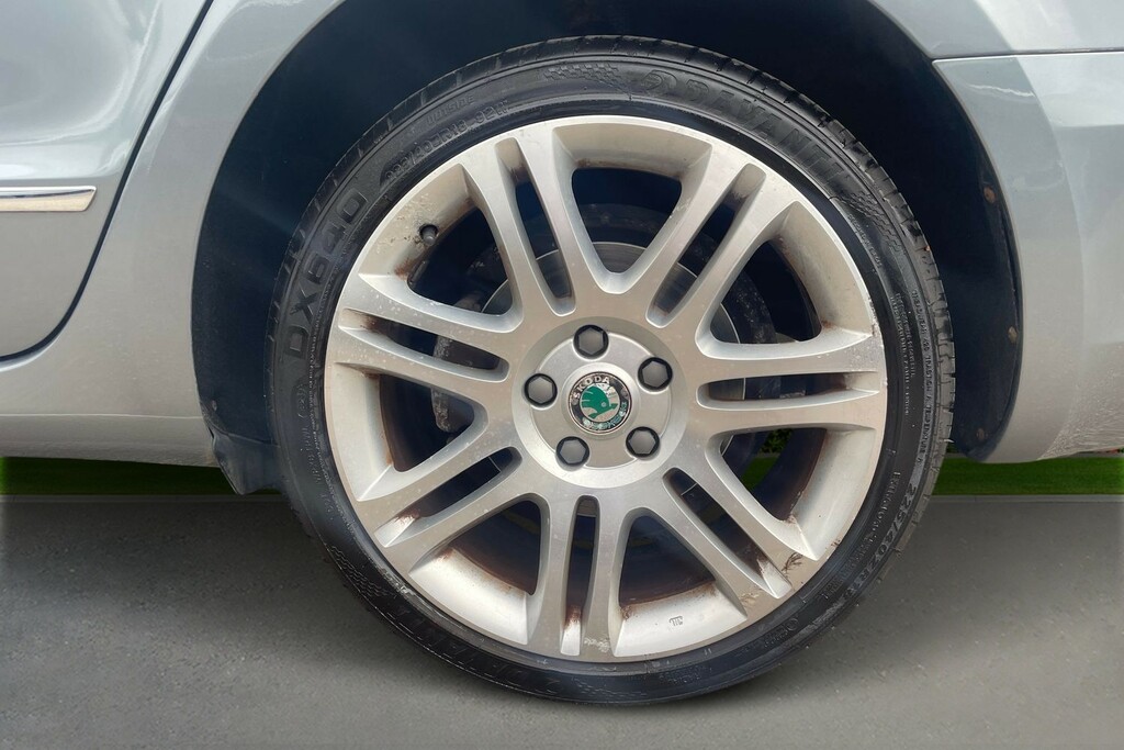 Skoda Superb Skoda Superb 2.0 Tdi Elegance Estate Ma Grey #6