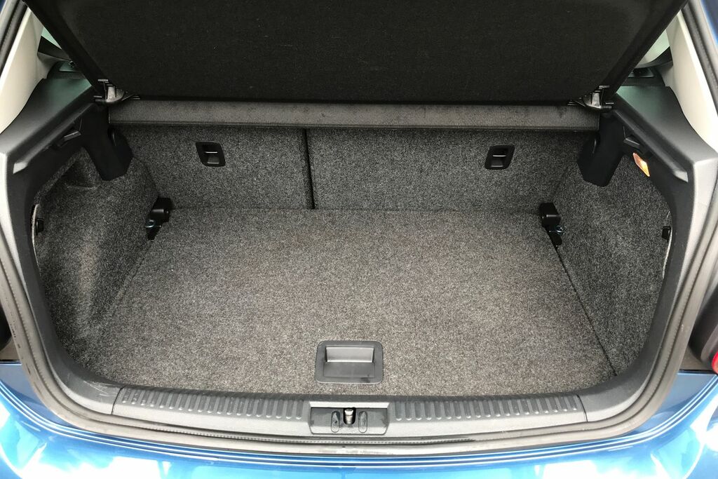 Volkswagen Polo Match Edition Tsi Black #6
