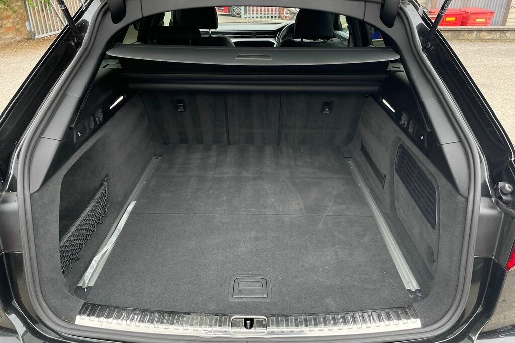 Audi A6 Avant A6 Avant 2.0 Tdi 40 Black Edition S Tronic Quattro Silver #9