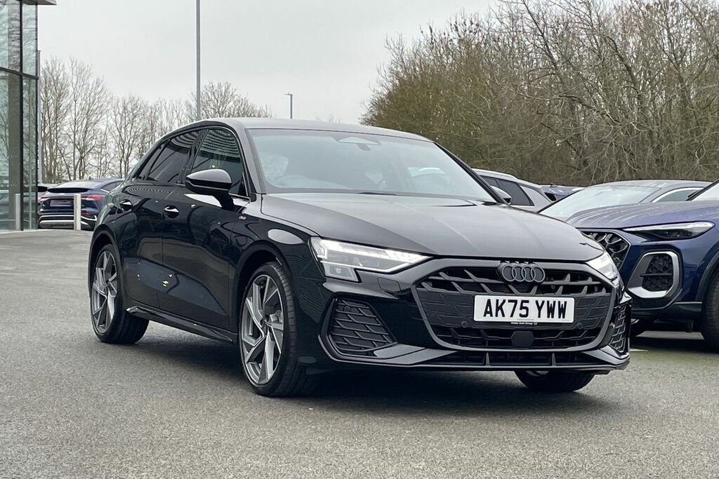 Audi A3 Audi A3 Sportback Black Edition Tfsi 150 Ps S Tron Black