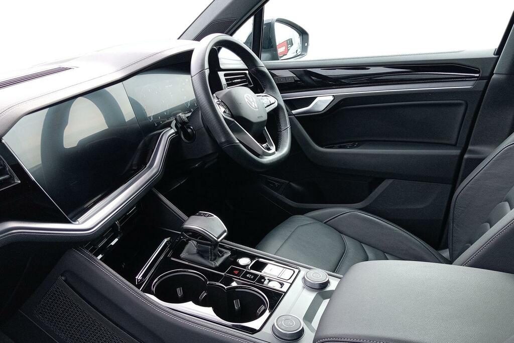 Volkswagen Touareg Volkswagen Touareg Black Edition 3.0 Tdi 286Ps 8-S Black #2