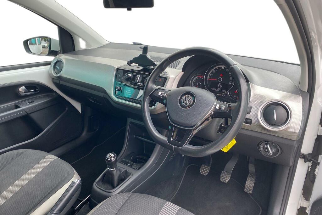 Volkswagen Up Volkswagen Up 1.0 High Up Hatchback M White #6