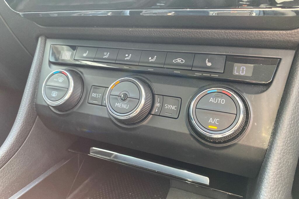Skoda Superb 2.0 Outdoor Plus Tdi Cr 139 Bhp Grey #16