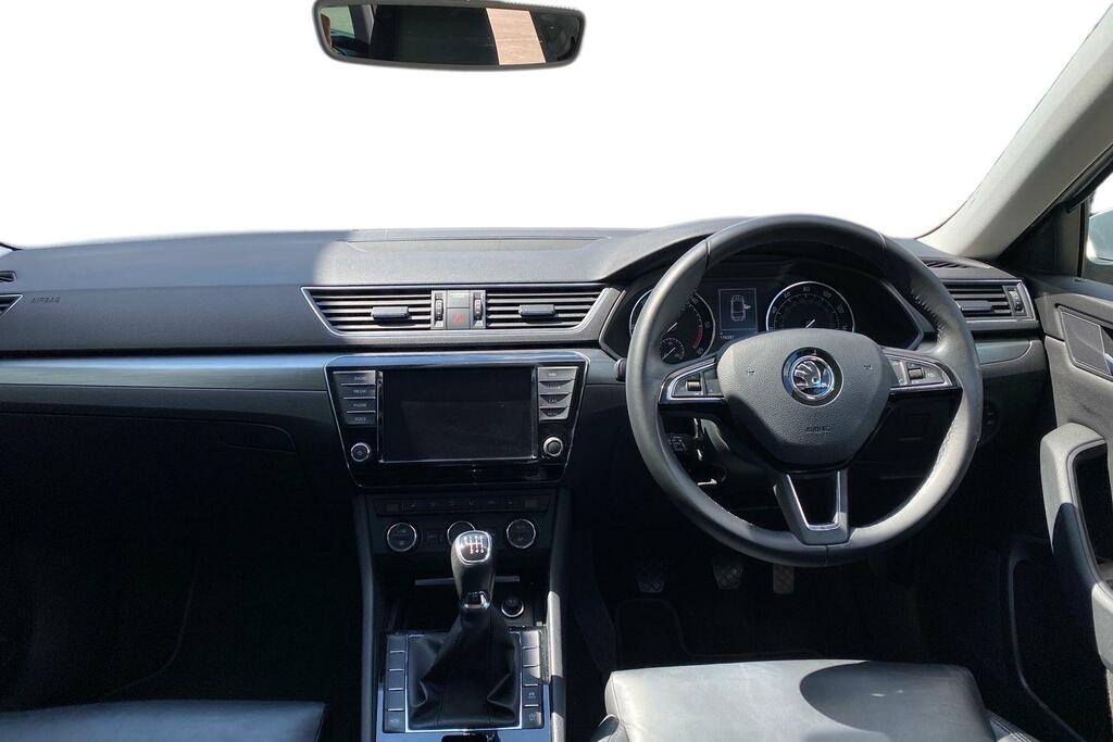 Skoda Superb 2.0 Outdoor Plus Tdi Cr 139 Bhp Grey #15