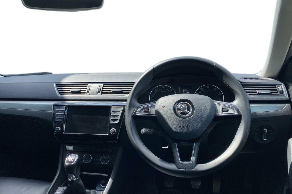 Skoda Superb Skoda Superb 2.0 Tdi Se L Executive Estate Die Silver #6