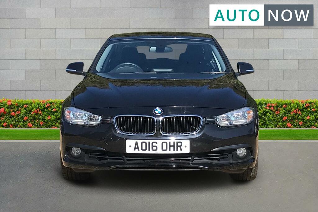 BMW 3 Series Bmw 3 Series 2.0 320I Se Saloon Black #2