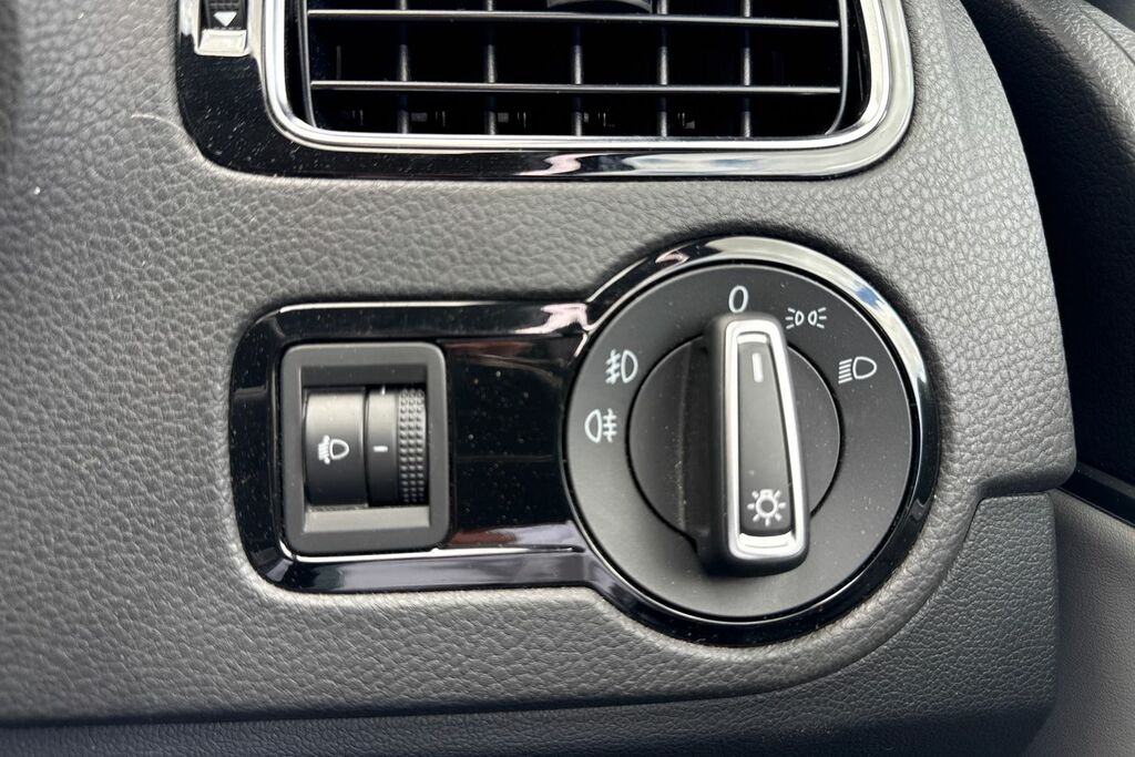 Volkswagen Polo Match Edition Tsi Blue #30