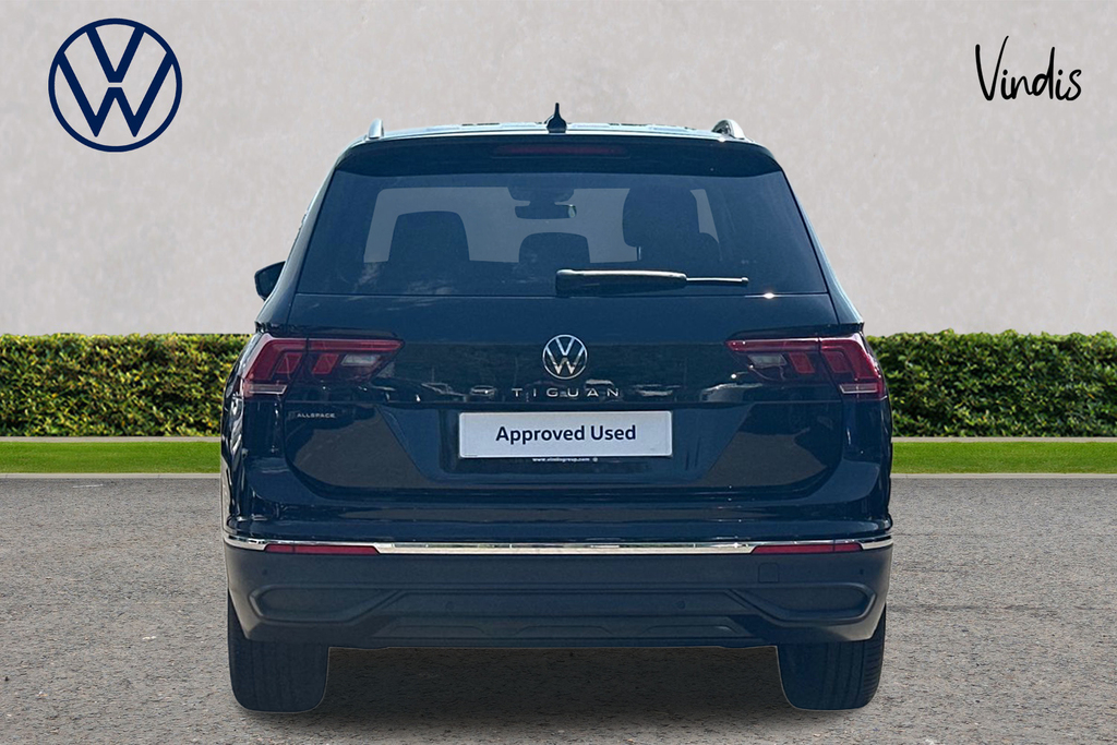 Volkswagen Tiguan Allspace Volkswagen Tiguan Allspace Life 1.5 Tsi 150Ps 7-Sp Black #4
