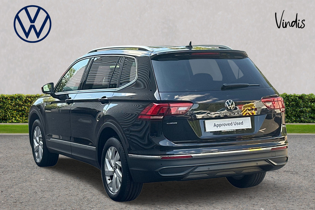Volkswagen Tiguan Allspace Volkswagen Tiguan Allspace Life 1.5 Tsi 150Ps 7-Sp Black #3