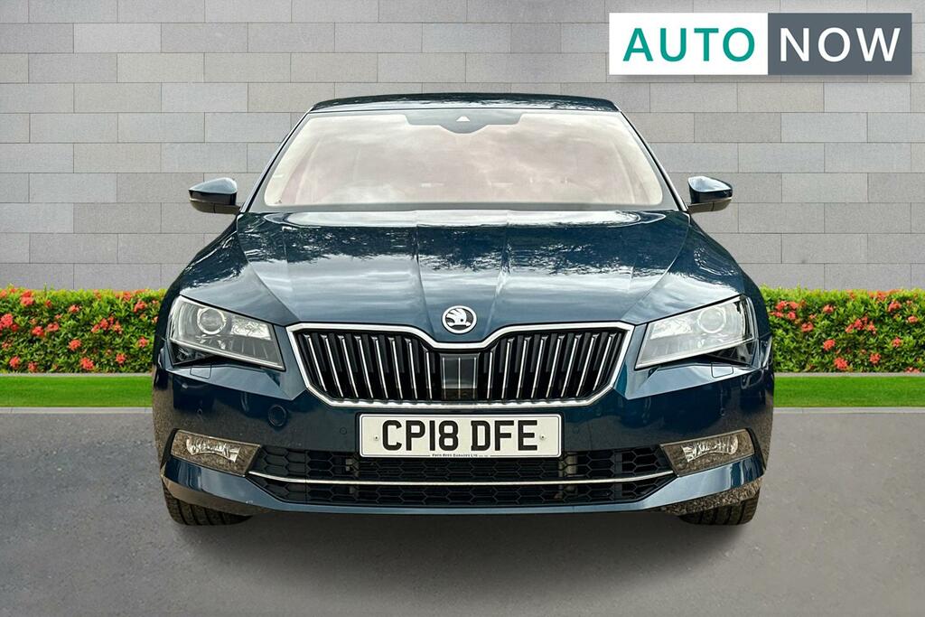 Skoda Superb Skoda Superb 2.0 Tsi Laurin Klement Hatchback Blue #2