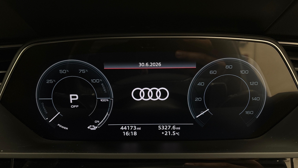 Audi Q8 e tron 300Kw 55 Quattro 114Kwh Sport Blue #9