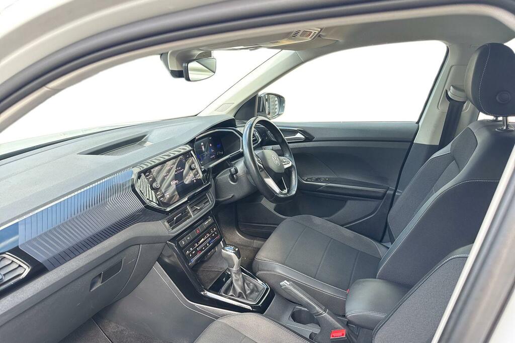 Volkswagen T-Cross Volkswagen T-cross Estate 1.5 Tsi Evo Sel Dsg White #2