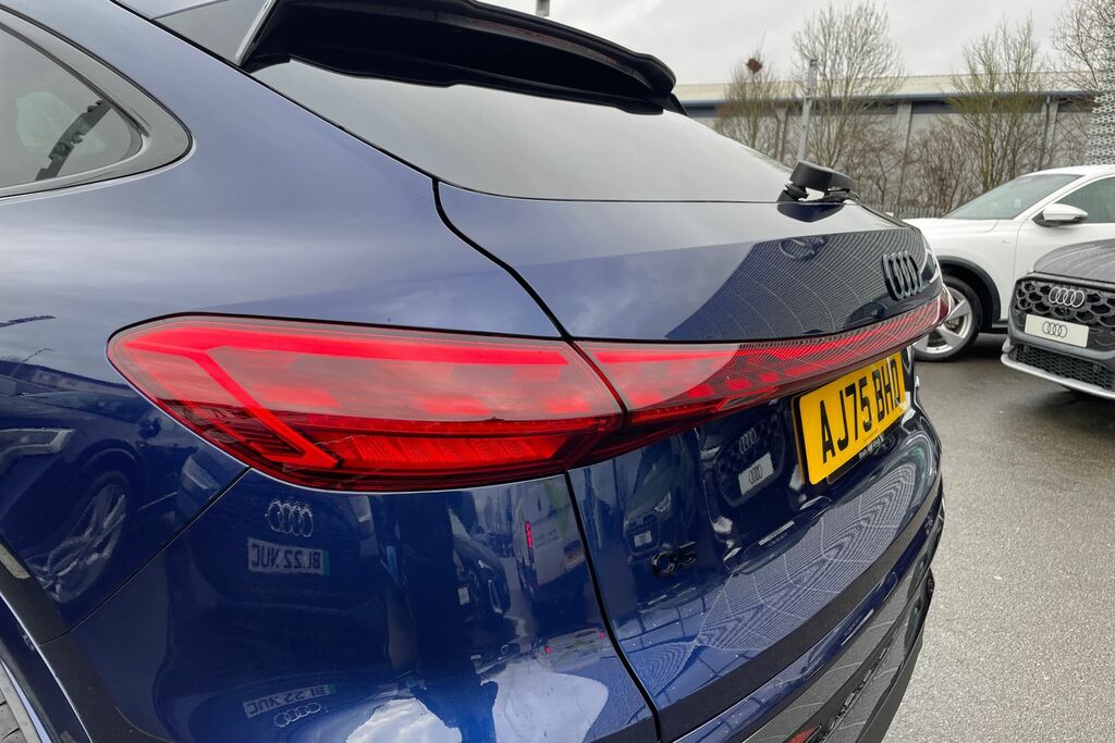 Audi Q5 2.0 Tdi S Line Sportback S Tronic Quatt Black #27