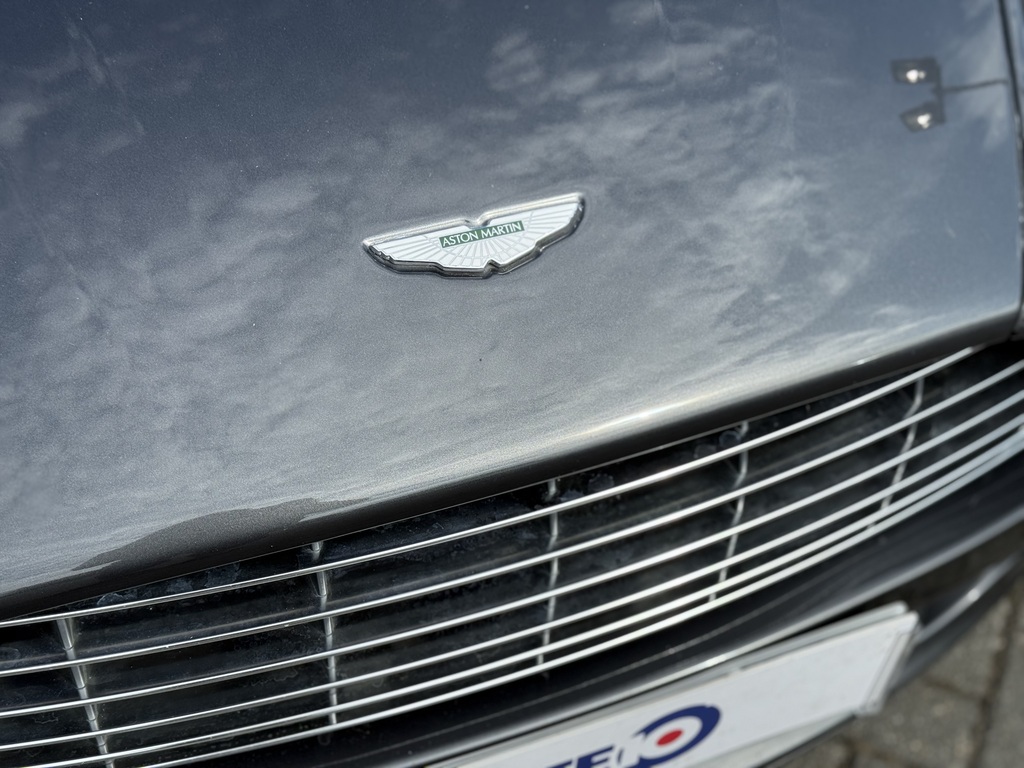 Aston Martin Vantage V8 #15