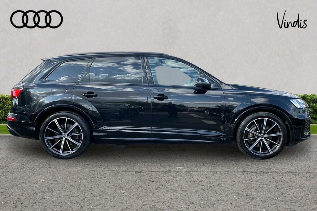 Audi Q7 Audi Q7 Black Edition 55 Tfsi Quattro 340 Ps Tiptr Black #4