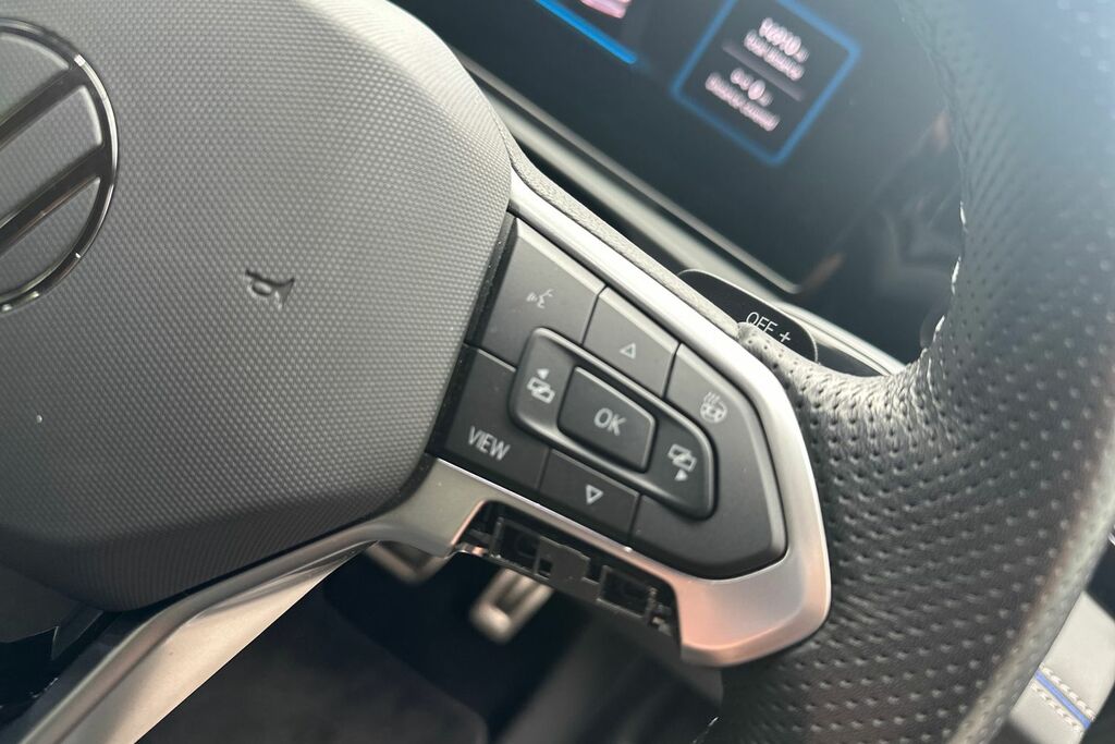 Volkswagen Tiguan R-line Edition Black #26