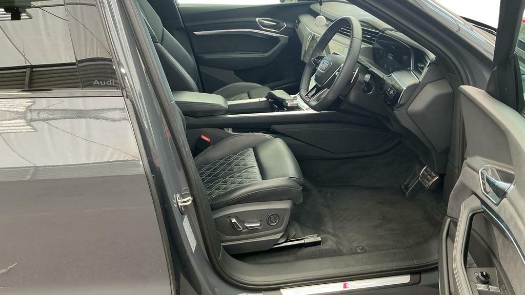 Audi Q8 e tron Audi Sq8 Black Edition E-tron 370,00 Kw Grey #4