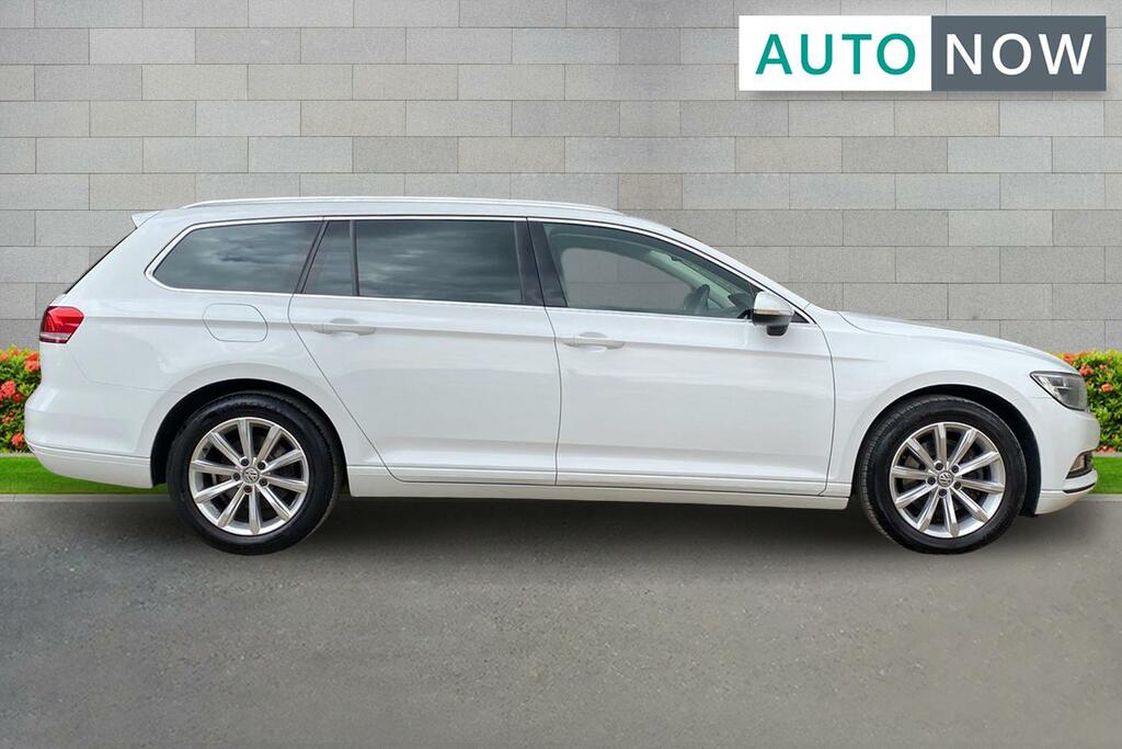 Volkswagen Passat Volkswagen Passat Se Business Tdi Bmt White #4