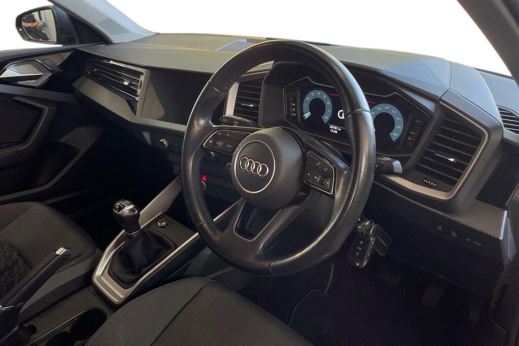 Audi A1 1.0 Tfsi 30 Sport Sportback Euro White #6