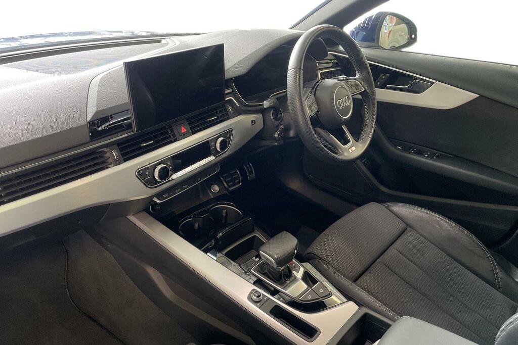 Audi A4 Audi A4 S Line 35 Tfsi 150 Ps S Tronic Blue #2