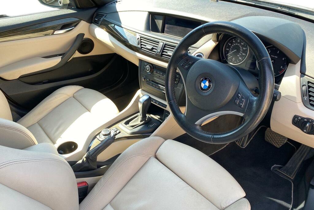 BMW X1 Bmw X1 2.0 20D Se Suv Steptronic Xdrive Gold #6