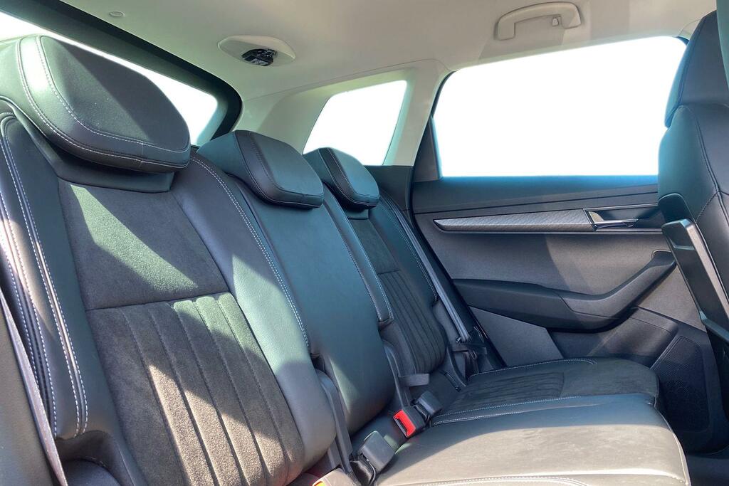 Skoda Karoq 1.5 Tsi Act Se Drive Suv Dsg Silver #13