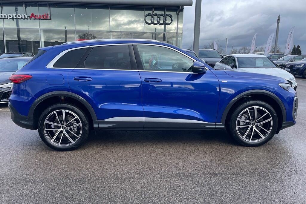 Audi Q5 Audi Q5 Suv S Line Tdi Quattro 204 Ps S Tronic Blue #4