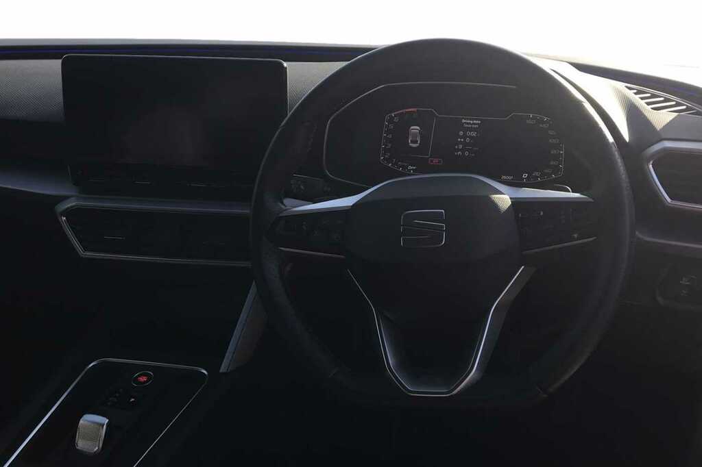 Seat Leon Seat Leon Fr Sport 1.5 Etsi Evo 15 Red #2