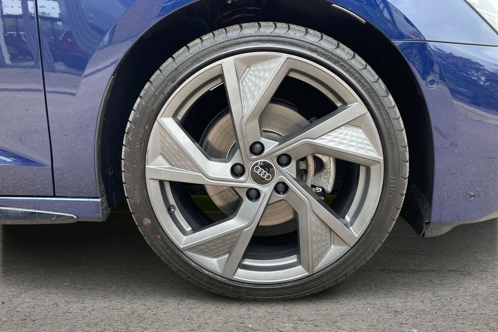 Audi A3 Audi A3 Saloon Black Edition 35 Tfsi 150 Ps 6-Spee CP74BXU Blue #5
