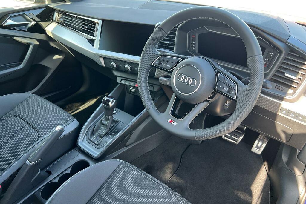 Audi A1 Audi A1 Sportback 30 Tfsi S Line S Tronic Blue #6