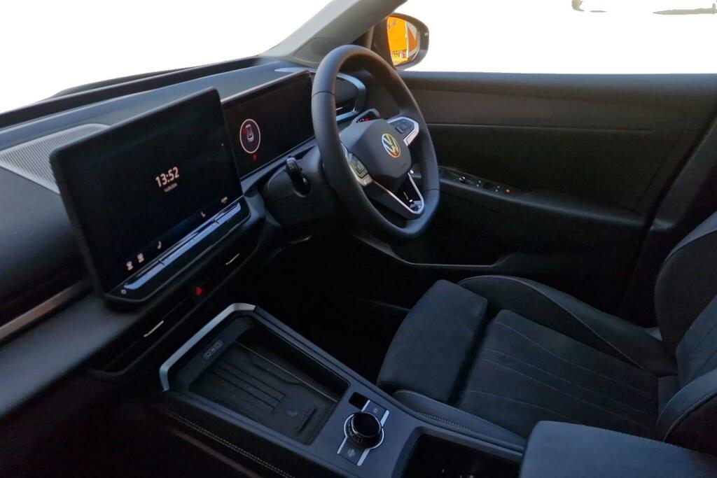 Volkswagen T-Roc Volkswagen T-roc Hatchback 1.5 Etsi 150 Style Grey #2