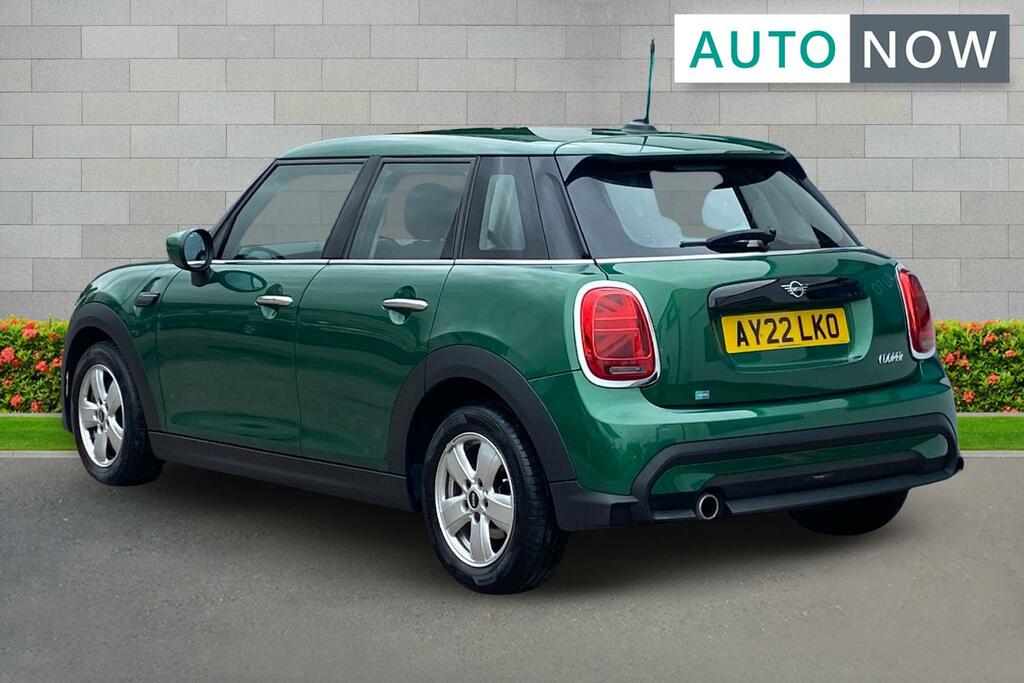 Mini Hatch Mini Hatch 1.5 Cooper Classic Hatchback AY22LKO Green #3