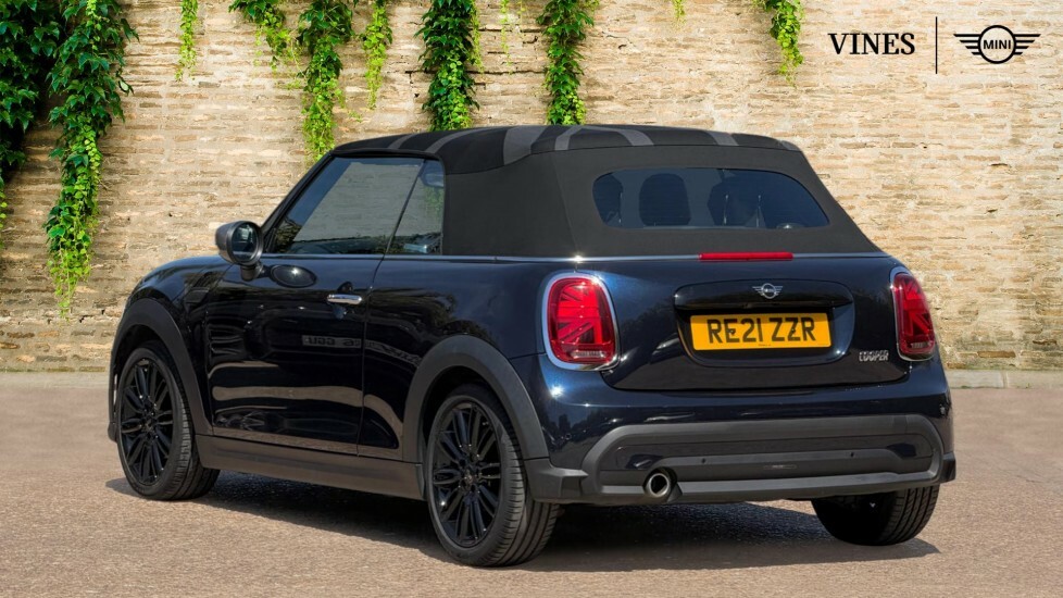 Mini Convertible Convertible Cooper Exclusive Black #2