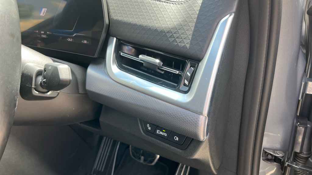 BMW iX2 20 66.5Kwh M Sport Edrive 11Kw Charger Black #43