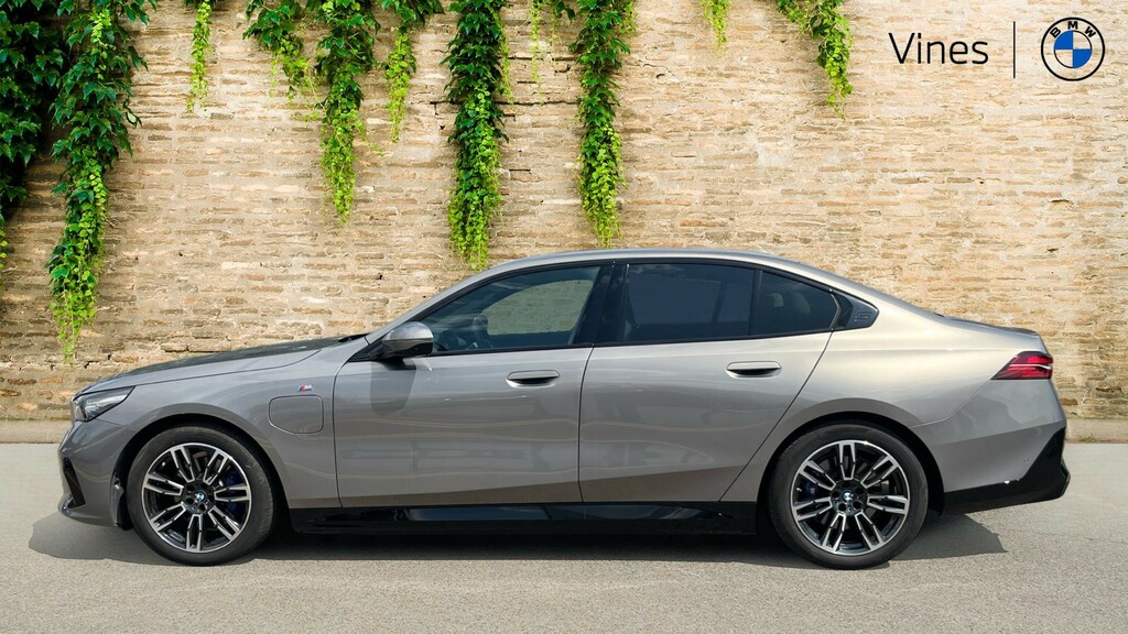 BMW 5 Series 530E M Sport Saloon #3