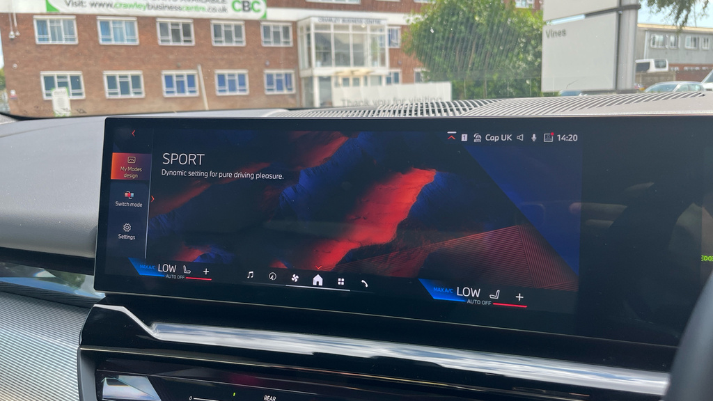 BMW 5 Series 530E M Sport Pro 2025 Black #54