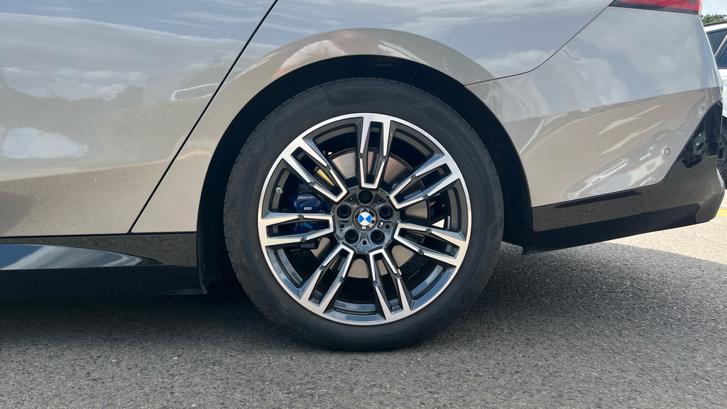 BMW 5 Series 530E M Sport Pro 2025 Black #14