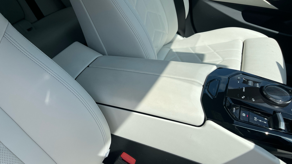 BMW 5 Series 530E M Sport Pro 2025 Black #43