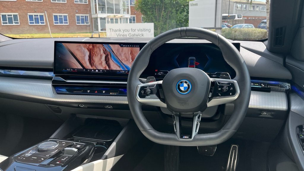 BMW 5 Series 530E M Sport Saloon #5