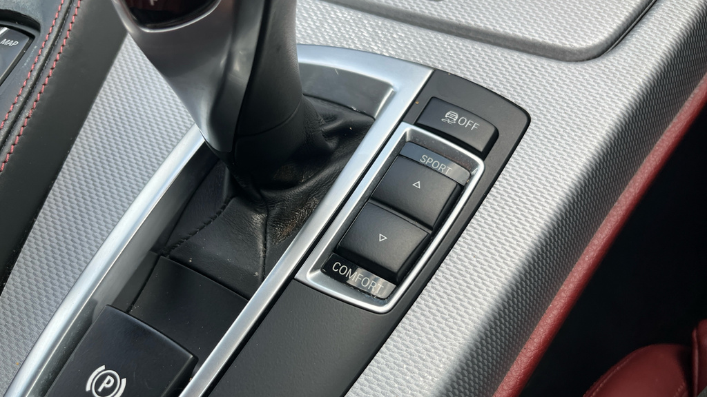 BMW 6 Series Gran Coupe 3L M Sport Black #42