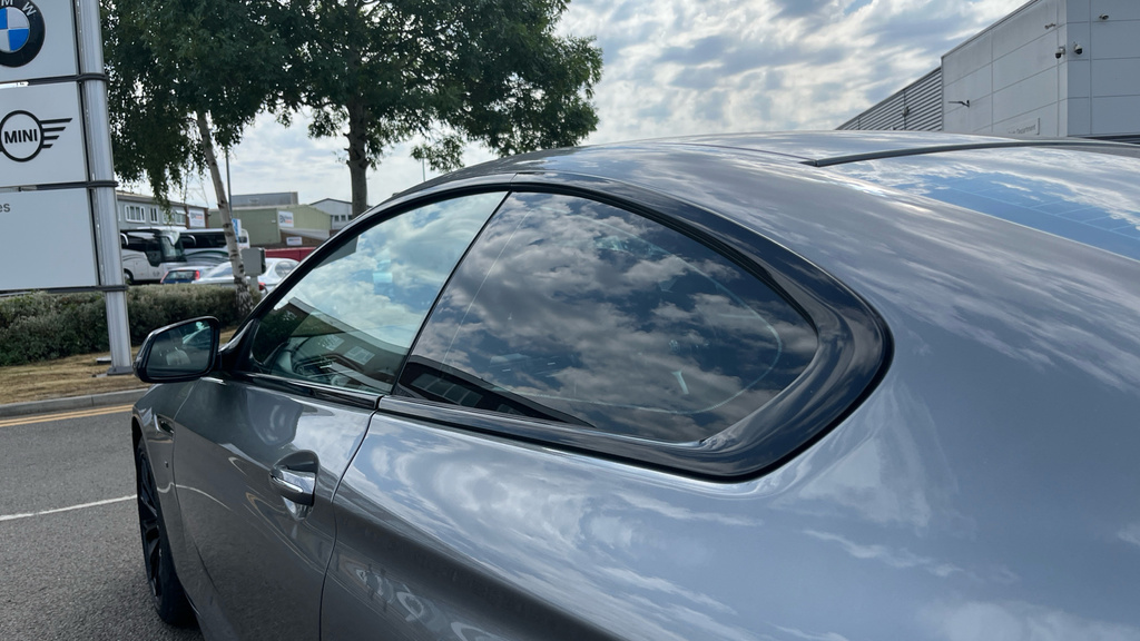BMW 6 Series Gran Coupe 3L M Sport Black #31