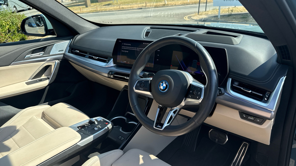 BMW iX1 Ix1 Xdrive30 M Sport #6